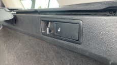 Volkswagen Golf 1.6 TDI SE 5dr [Nav] Diesel Estate